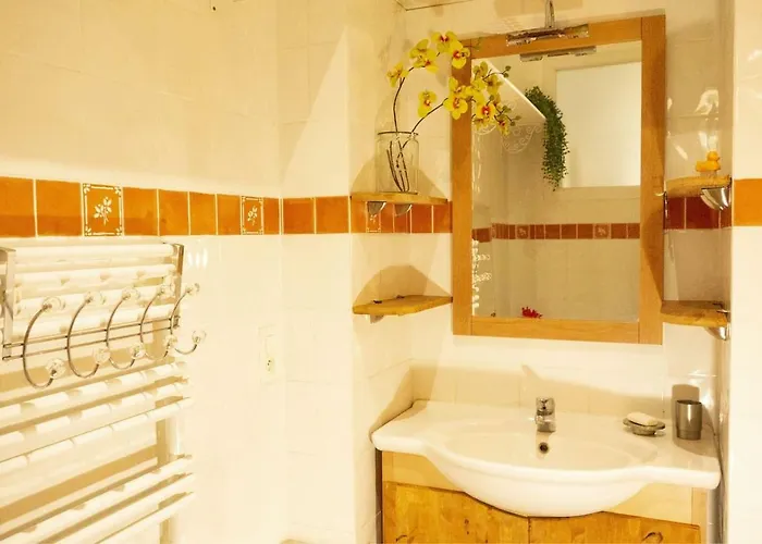 Appartement - à Deux Pas Du Palais Des Festivals